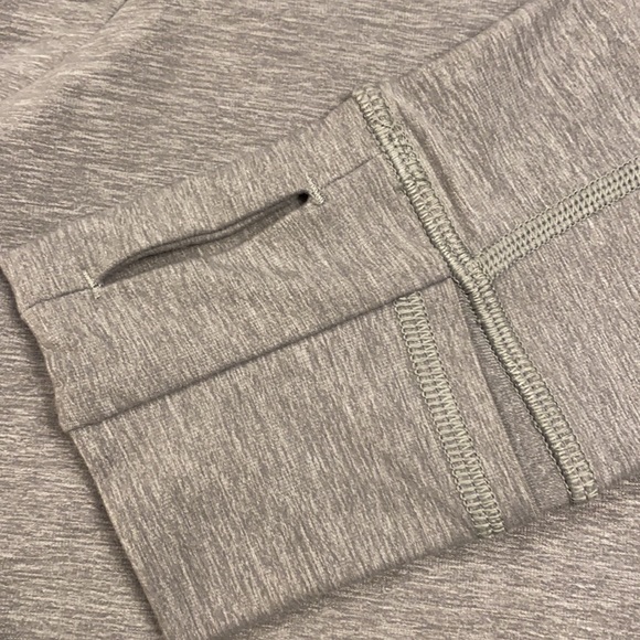 Lululemon. Never worn - Picture 4 of 4